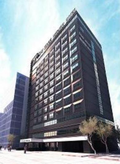 Hotel Three Seven 3*